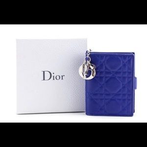 Dior wallet